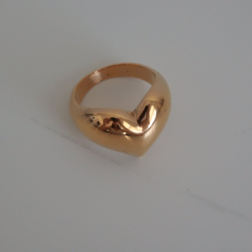 Sculpted Gold Tone Chunky Puffy Heart Statement Cocktail Ring | 7.5